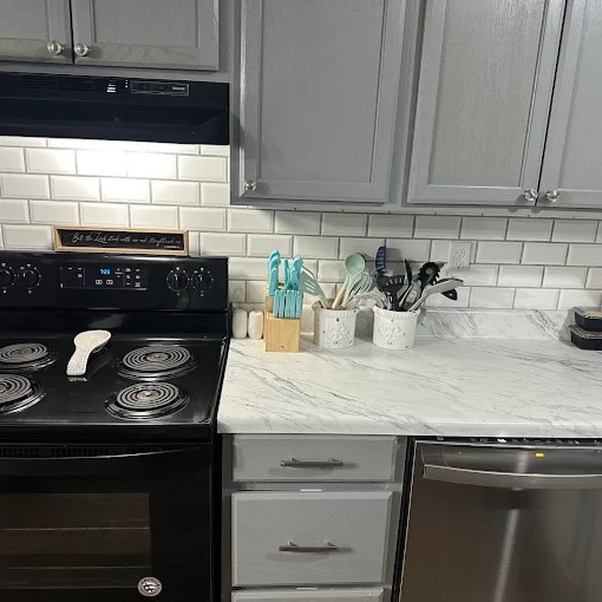 Kitchen 001